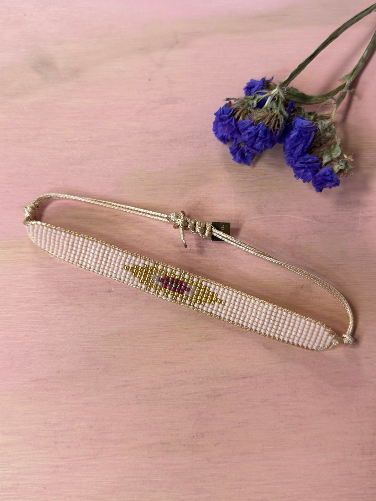 PULSERA TEJIDA MEDIANA