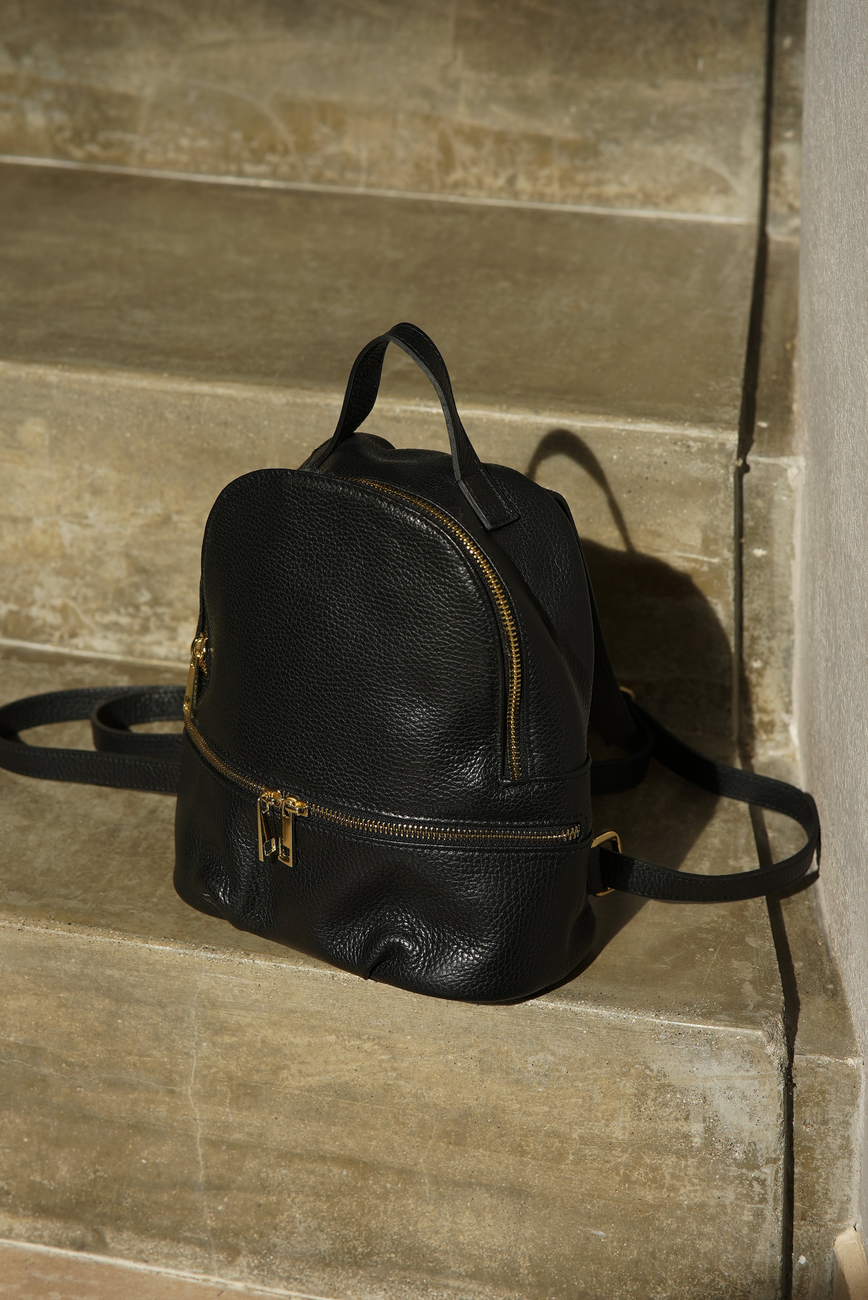 MORRAL EN CUERO