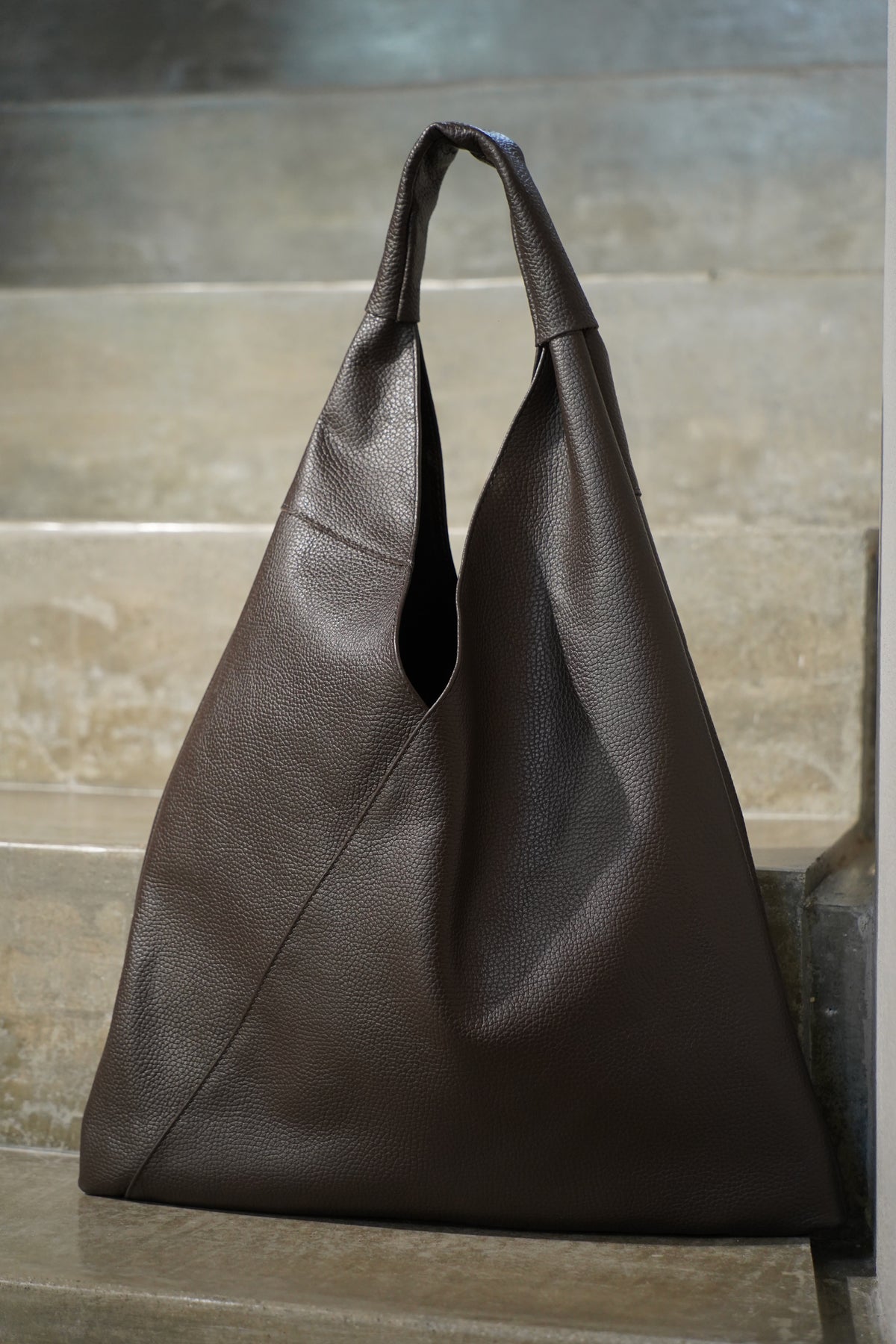 BOLSO CUERO CHOCOLATE