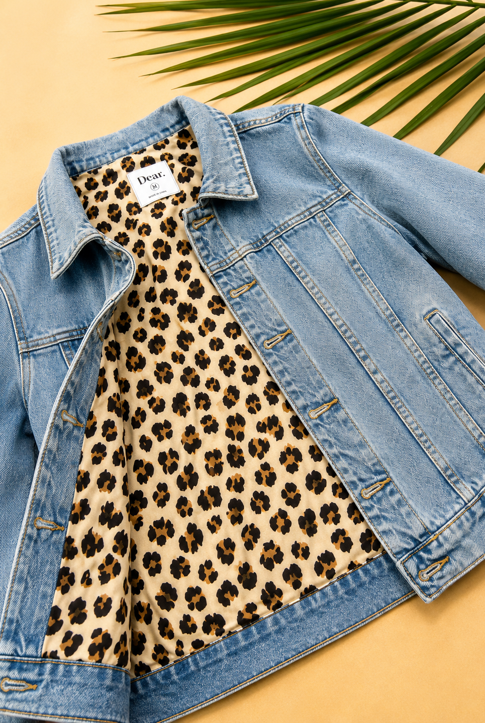 CHAQUETA JEAN BORDADO LEOPARD
