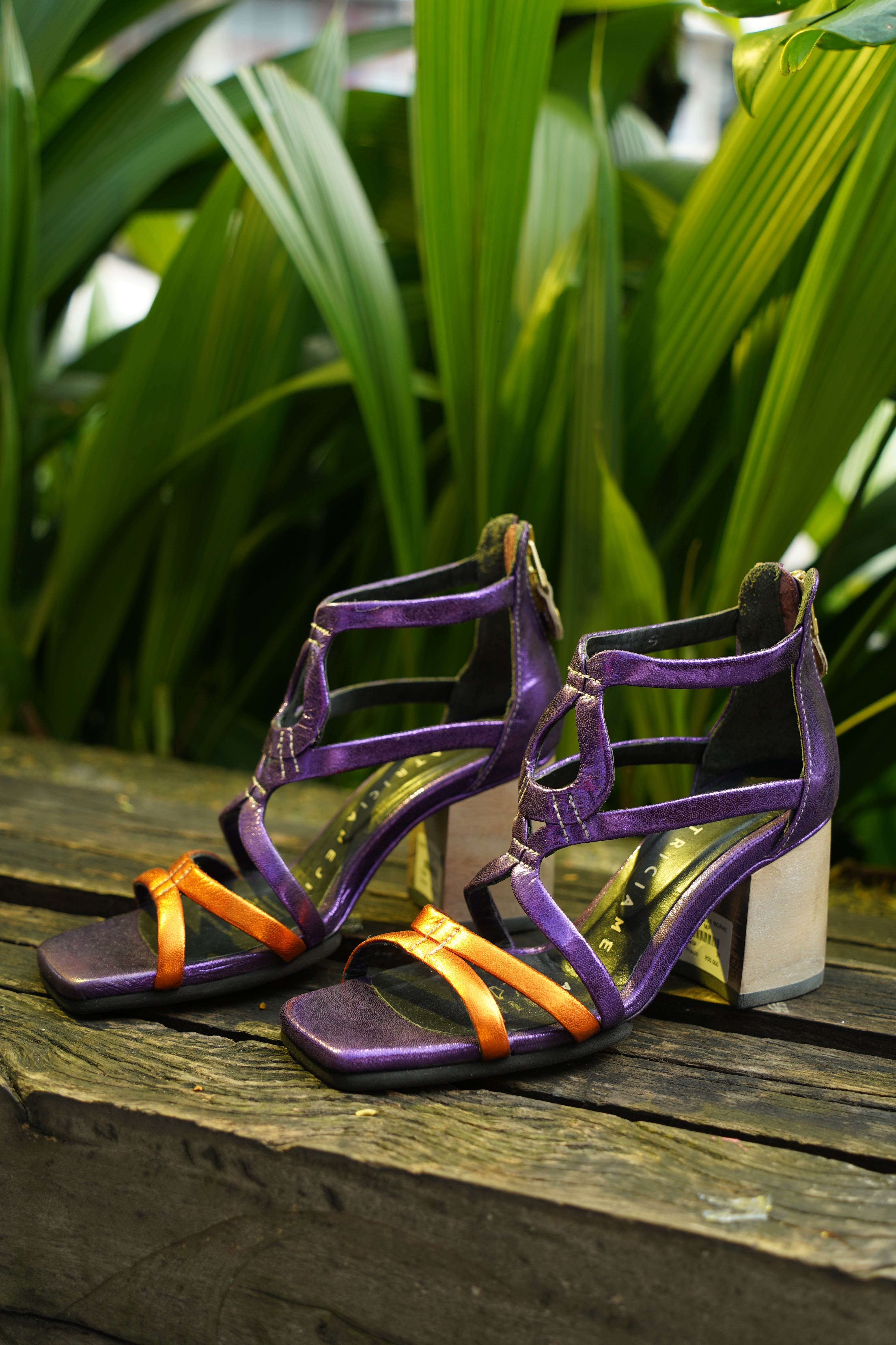 SANDALIAS TALLOS MORADA