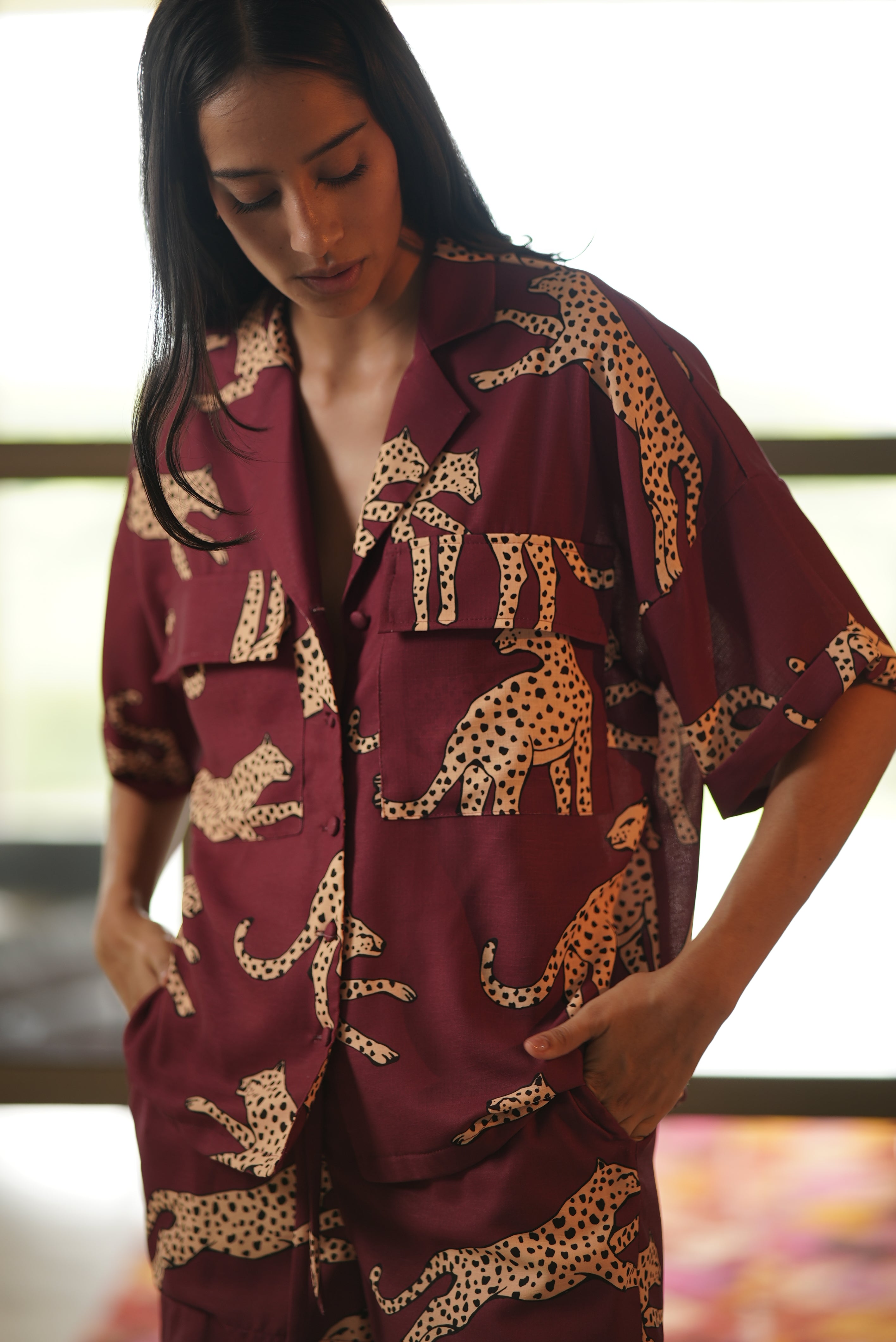 CAMISA LINO VINO LEOPARDOS