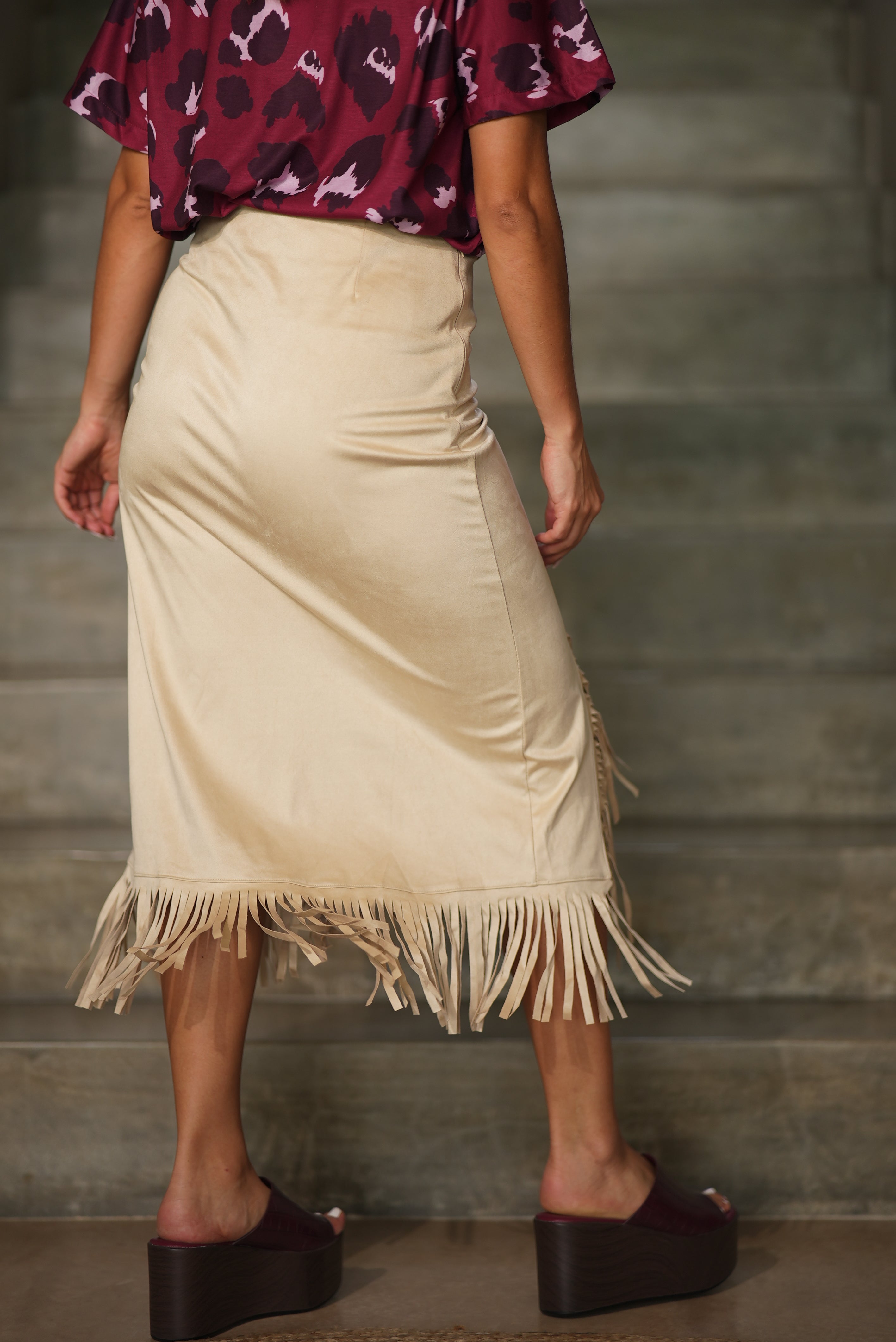 FALDA SUEDE FLECOS