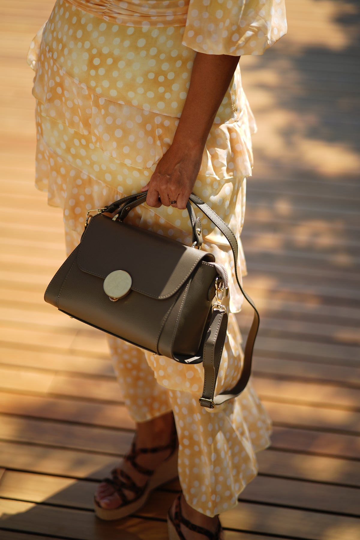 BOLSO EN CUERO