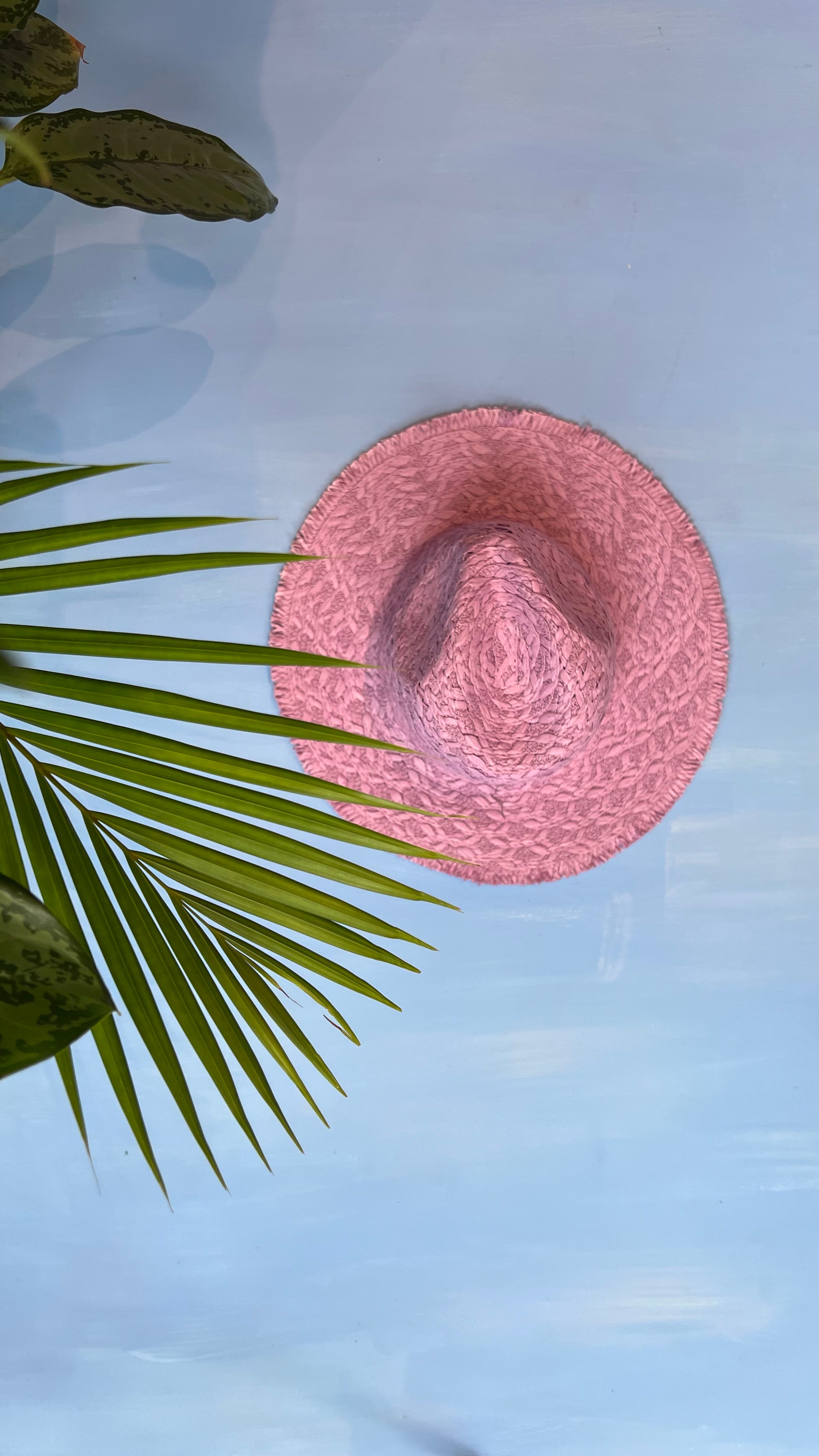 SOMBRERO NARANJA Y LILA
