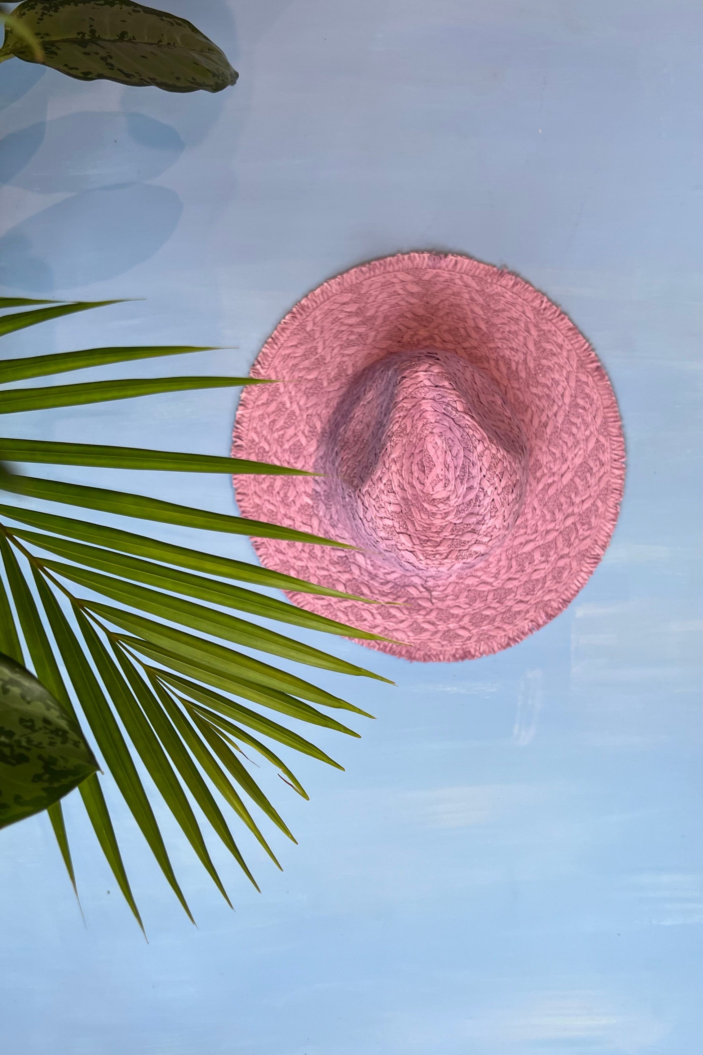 SOMBRERO NARANJA Y LILA