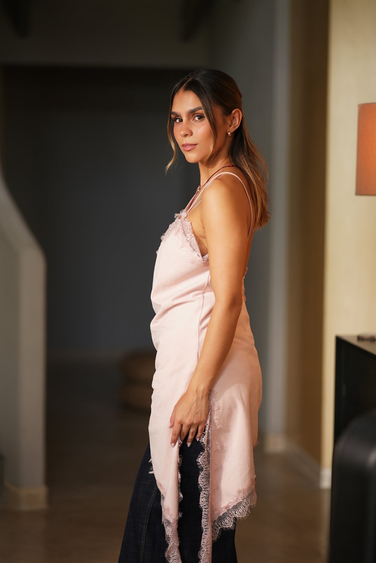 VESTIDO SUEDE ASIMETRICO