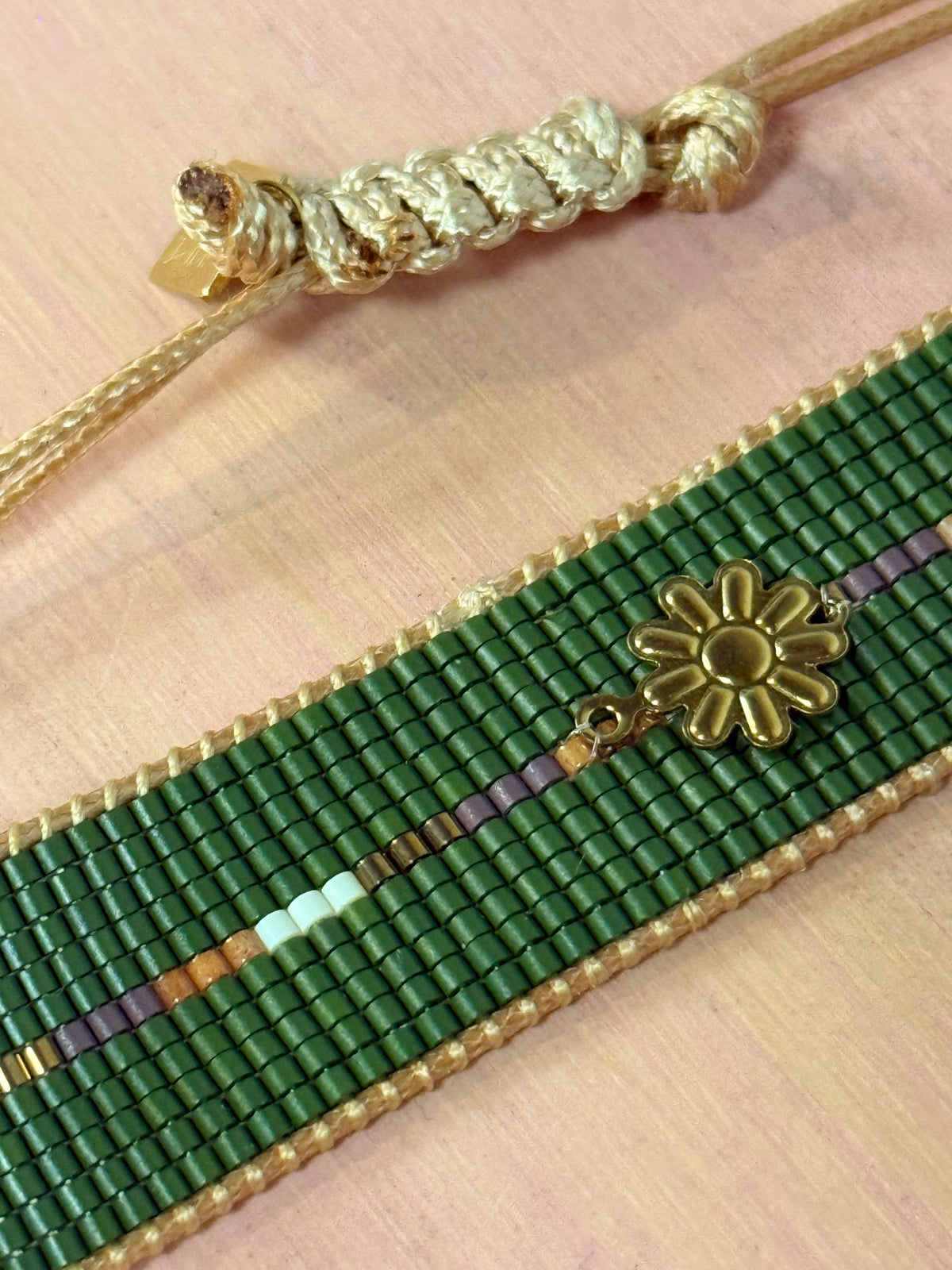 PULSERA TEJIDA GRUESA