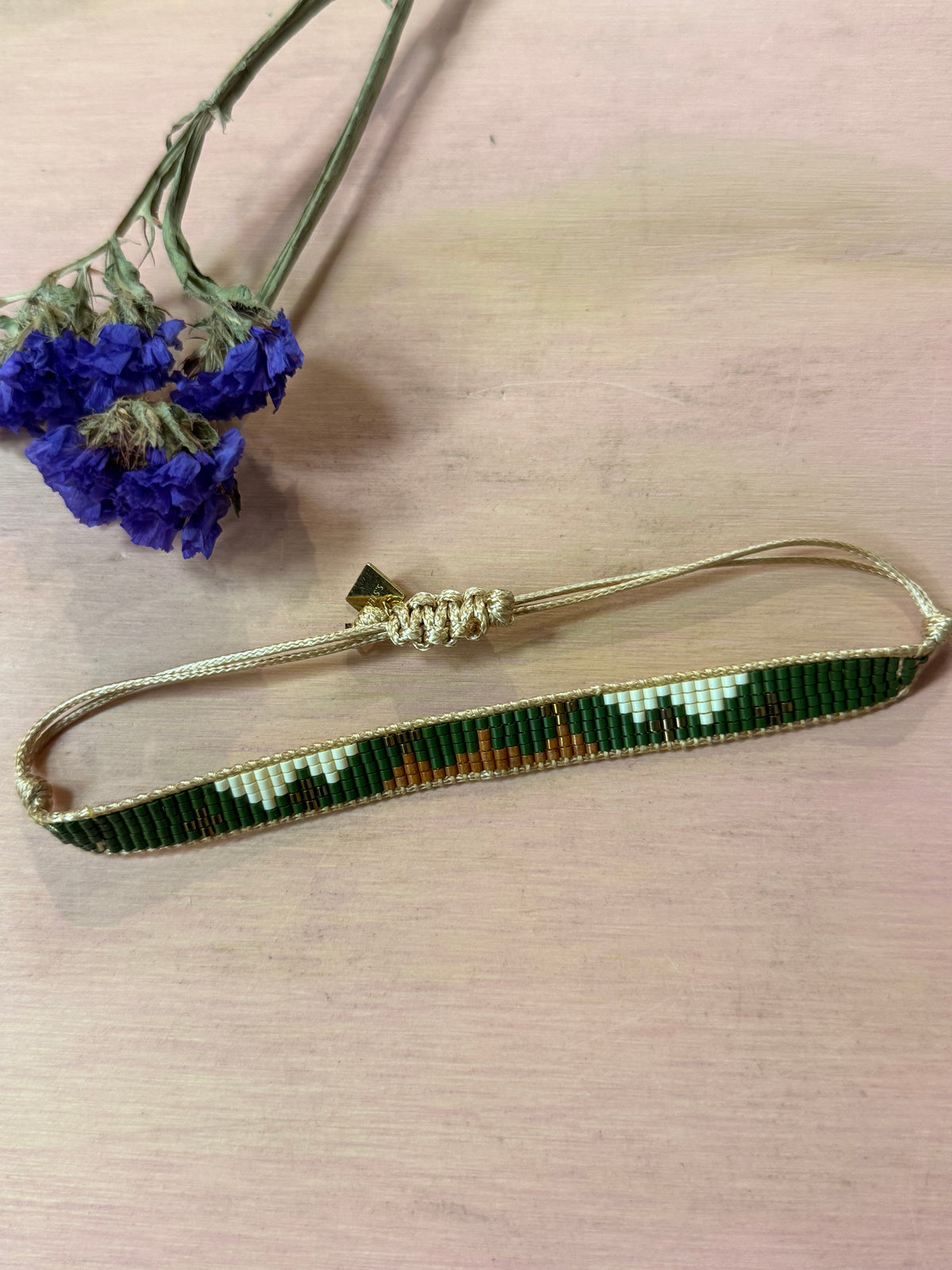PULSERA TEJIDA MEDIANA