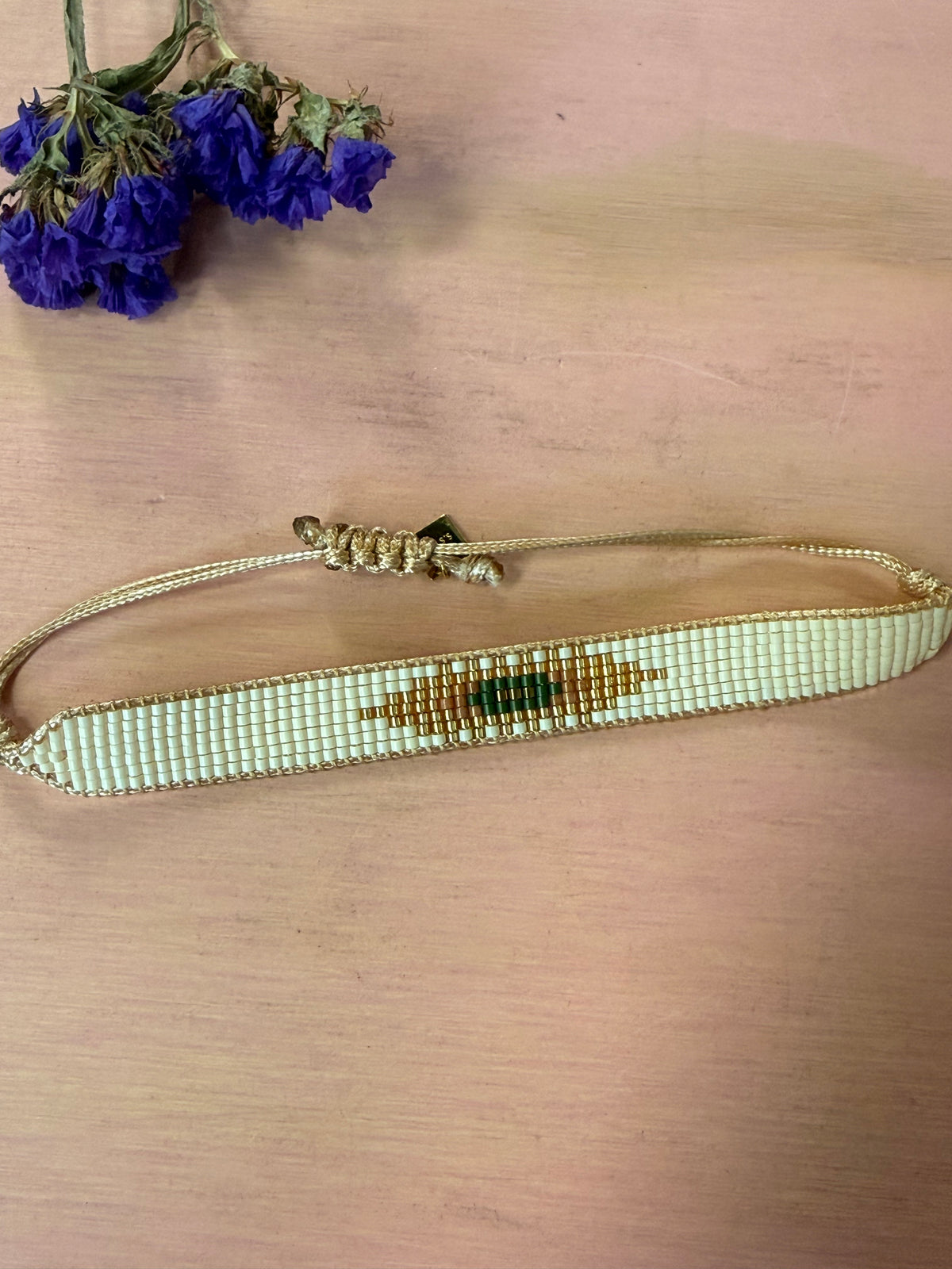 PULSERA TEJIDA MEDIANA