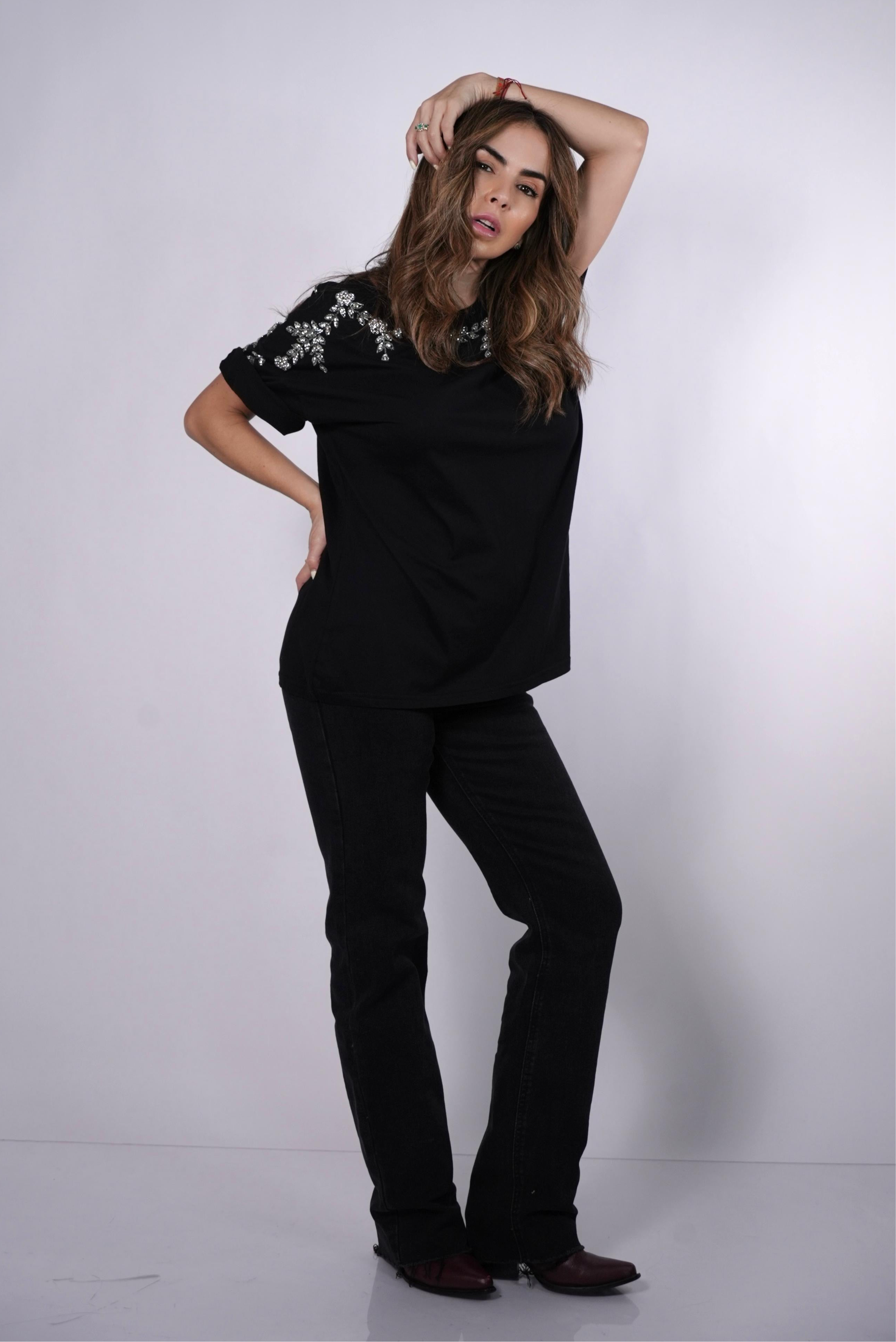 CAMISETA APLIQUE SWARO