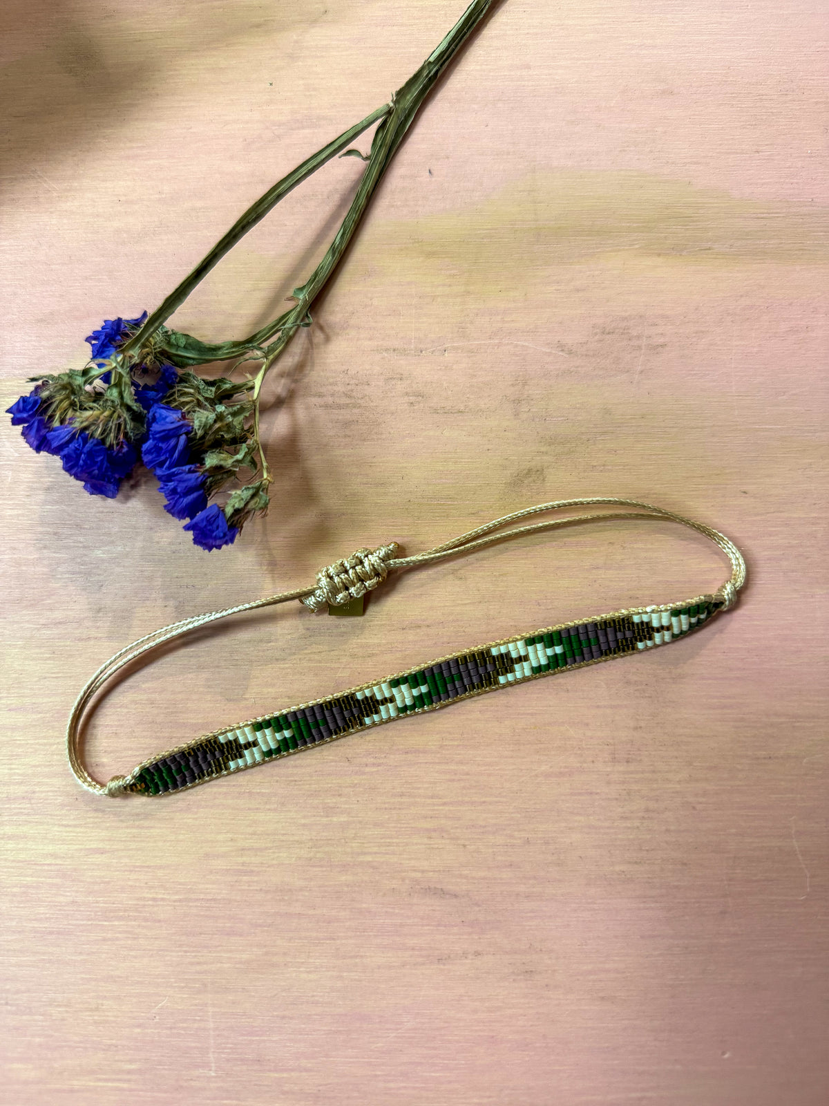 PULSERA TEJIDA MEDIANA