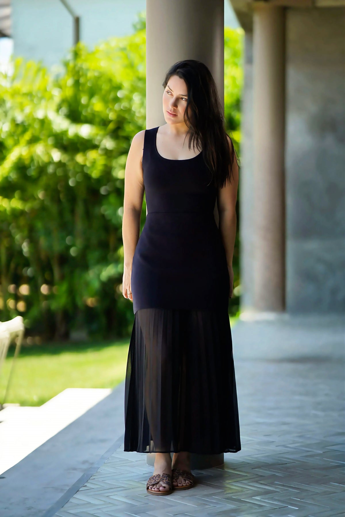 VESTIDO FALDA PLISADA NEGRO