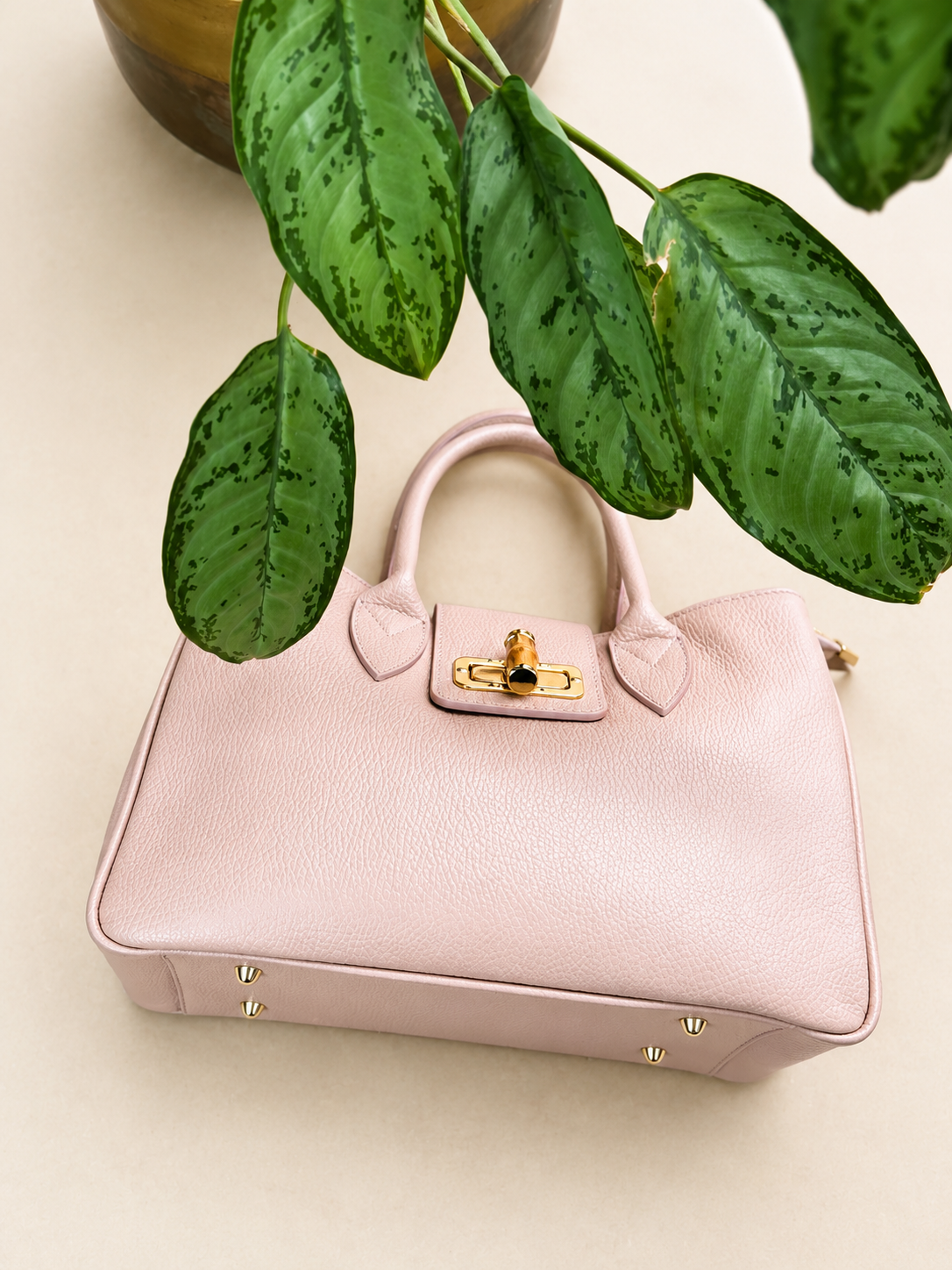 BOLSO EN CUERO COLORS