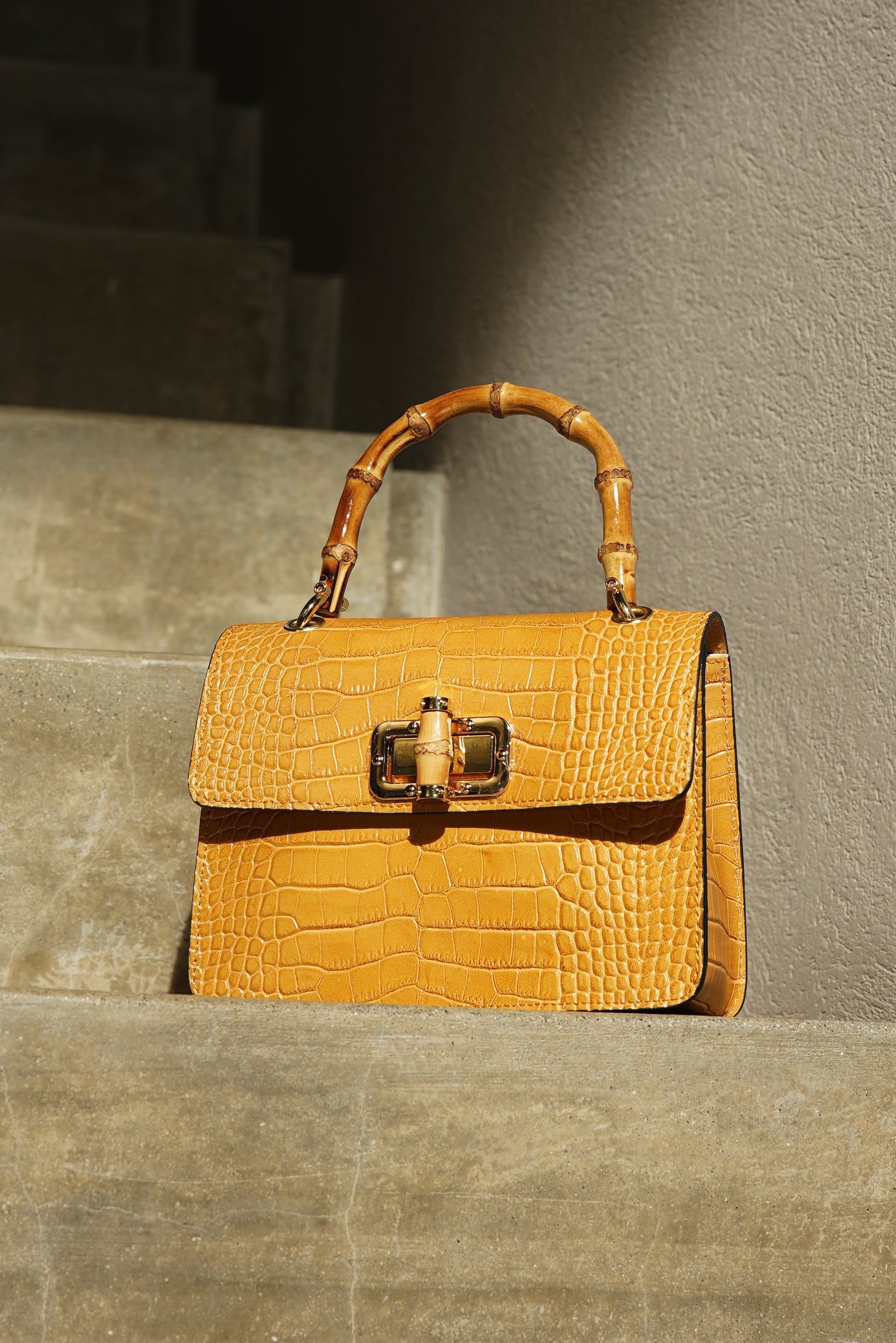 BOLSO COCO CON BAMBU