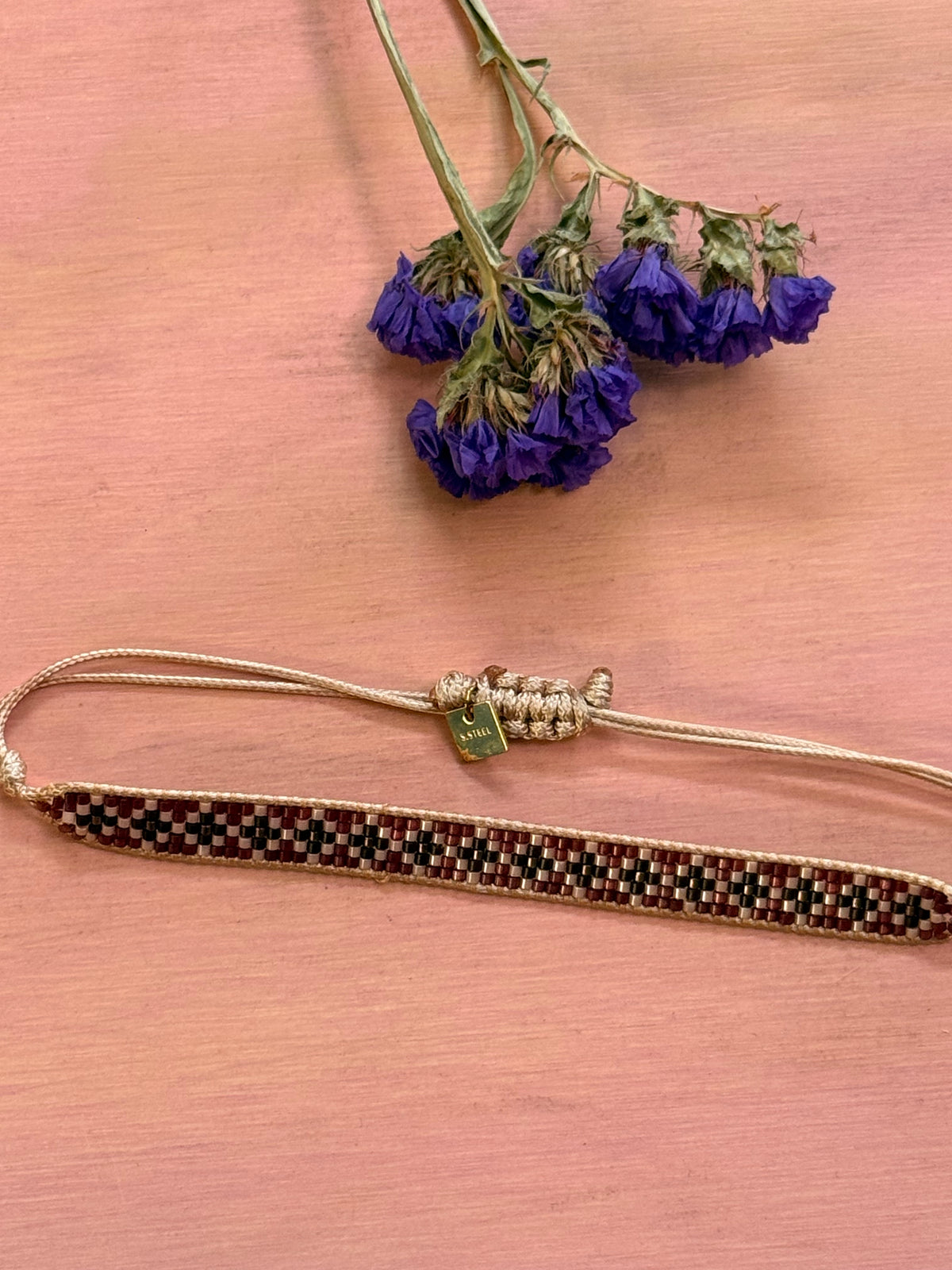 PULSERA TEJIDA MEDIANA