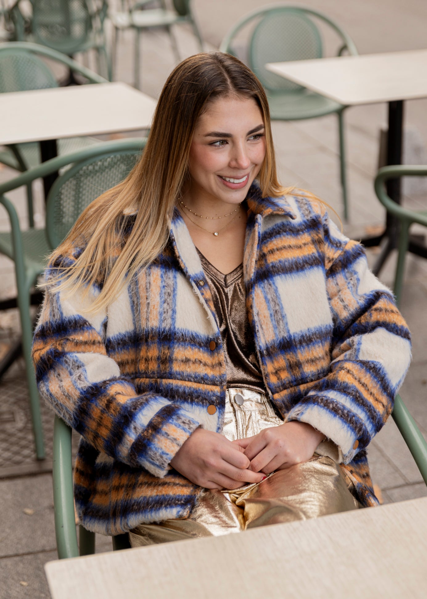 Chaqueta suave con cuadros.