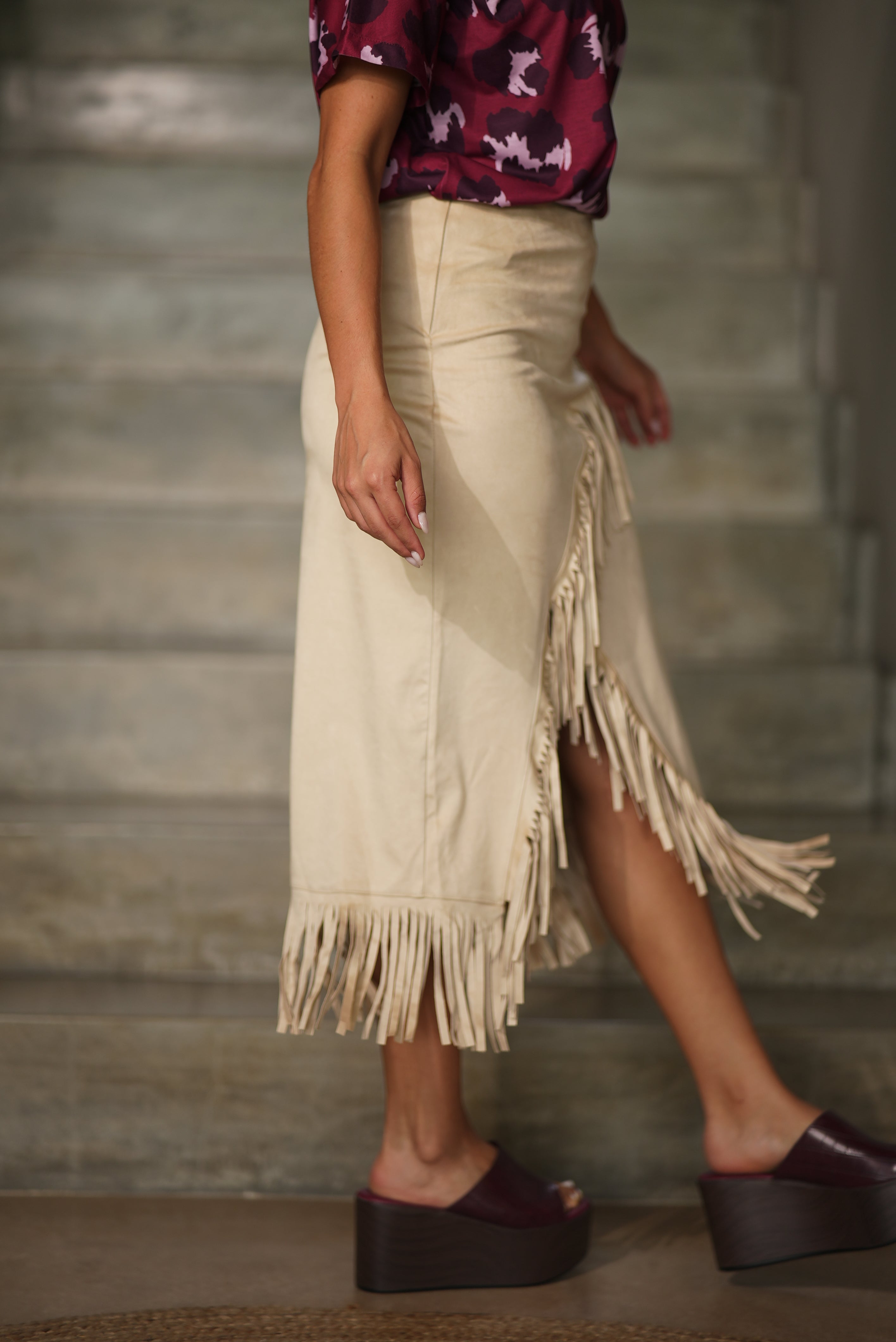 FALDA SUEDE FLECOS