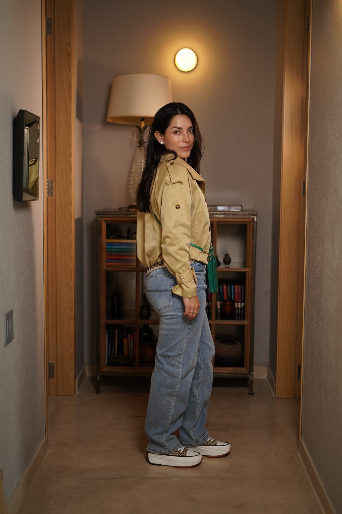GABARDINA BEIGE CORTA