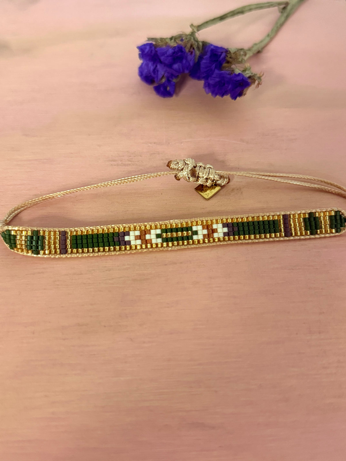 PULSERA TEJIDA MEDIANA