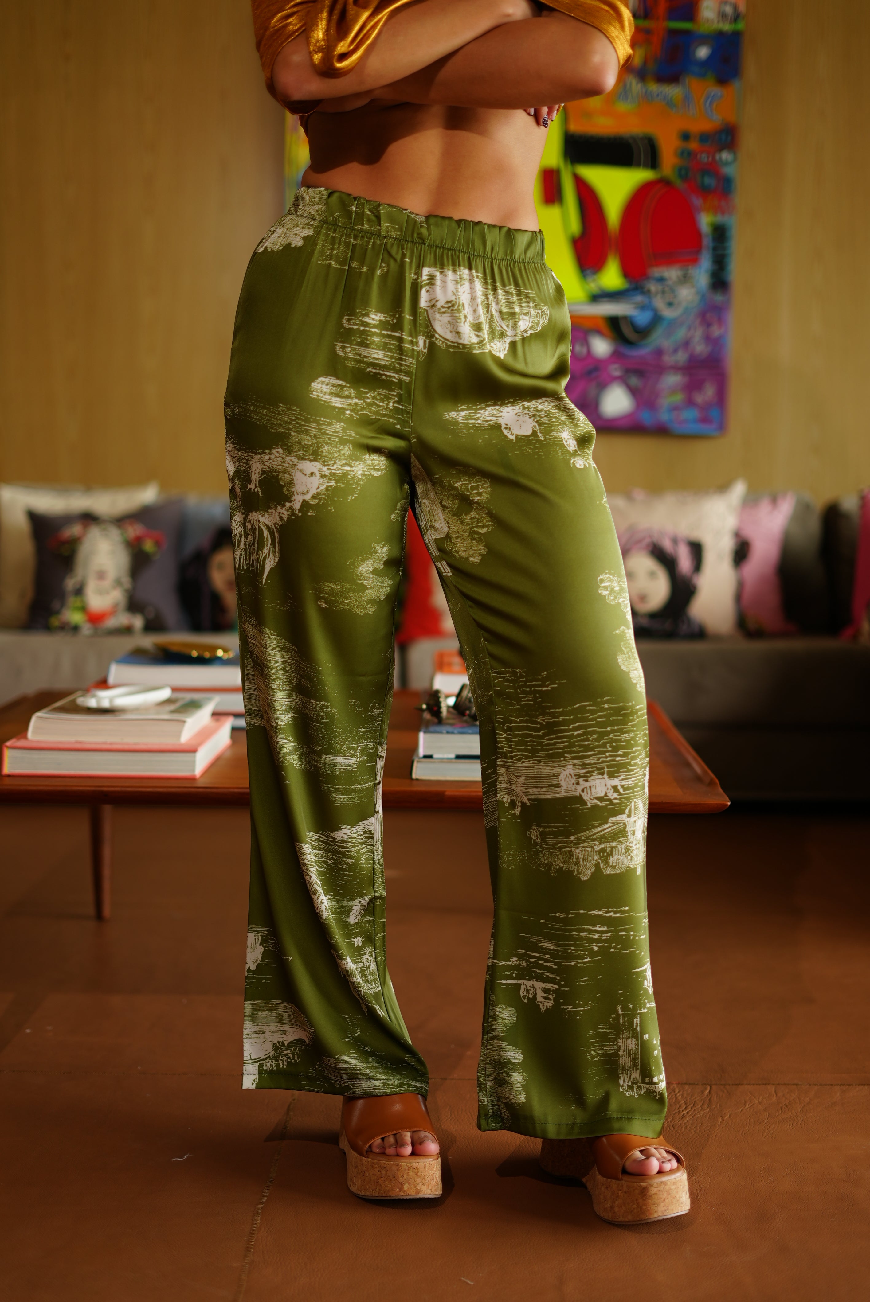 PANTALON SATIN MOTIF